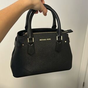 Black Michael Kors bag tote